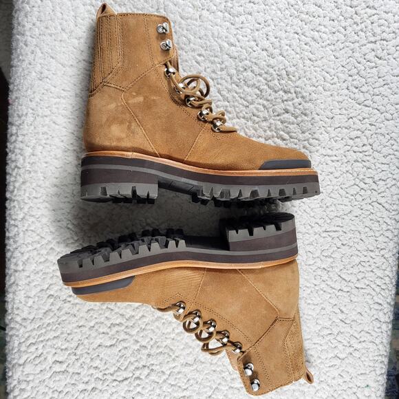 NWOB Marc Fisher LTD Women's Izzie suede Leather Ankle Boot size 5 - Picture 3 of 7